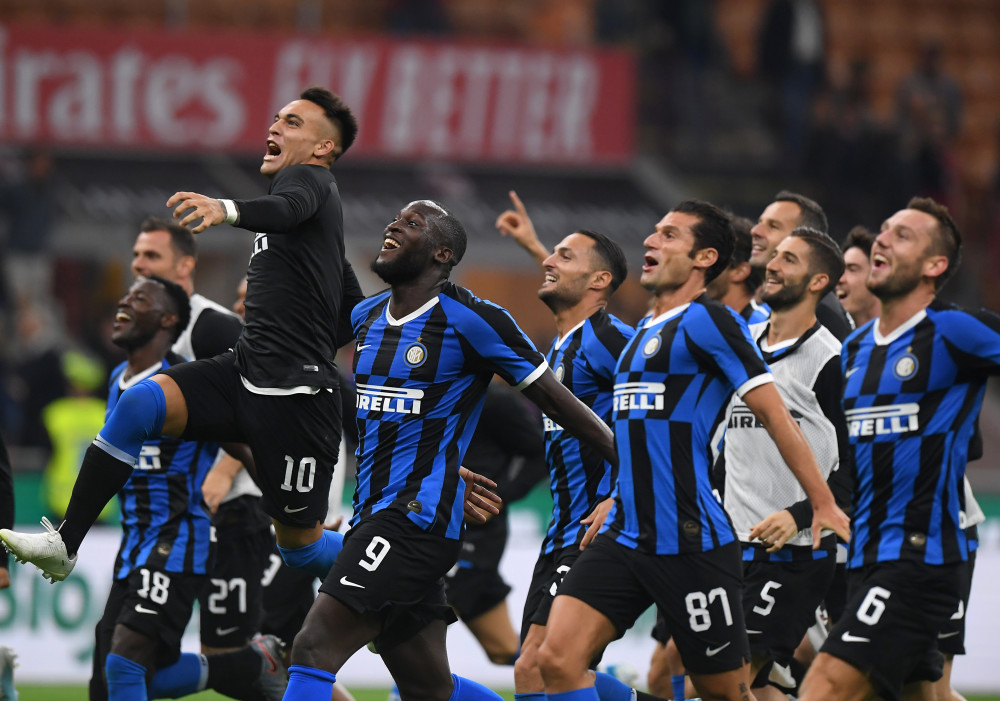 篮球篮网全队完成高强度训练