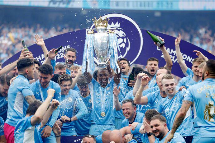 西甲战报：加西亚传射，穆尼奥斯建功，奥萨苏纳2-0莱万特