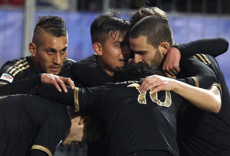 海因策执教阿森纳全情投入训练比赛